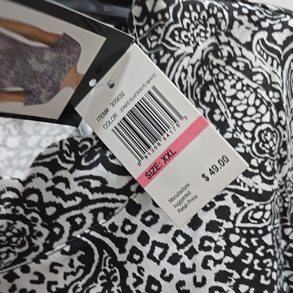 Jones New York Black and White Top - Picture 3 of 10